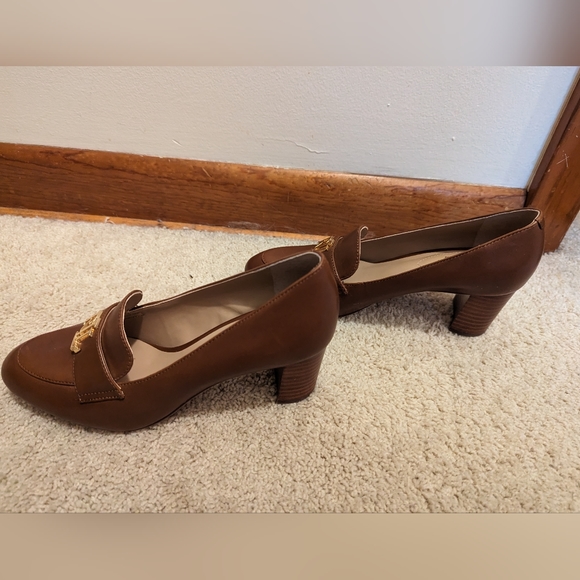 Lauren Ralph Lauren Size 5B Tan Leather Pumps - Picture 6 of 8